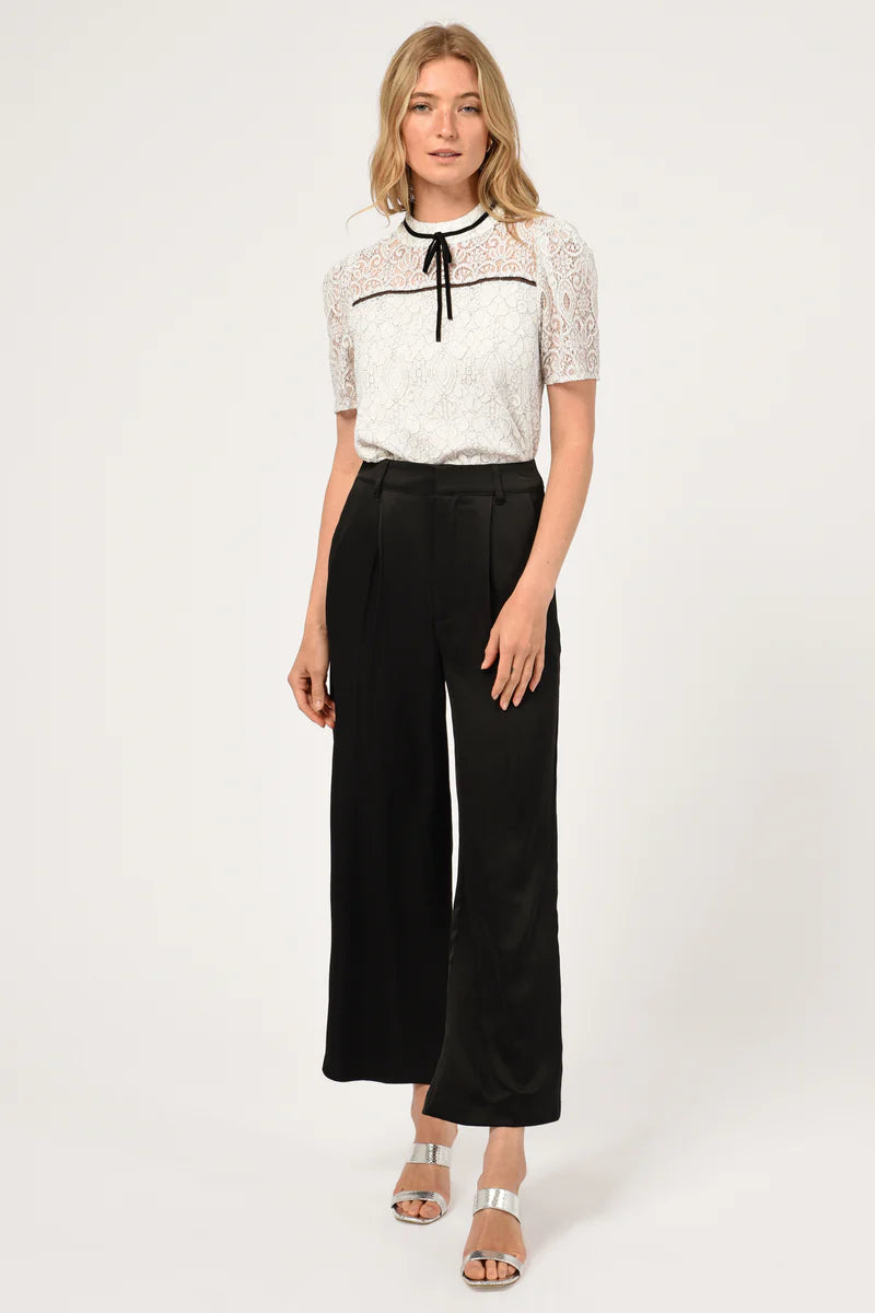 ADELYN RAE Lucia Pleat Front Wide Leg Trousers - Black