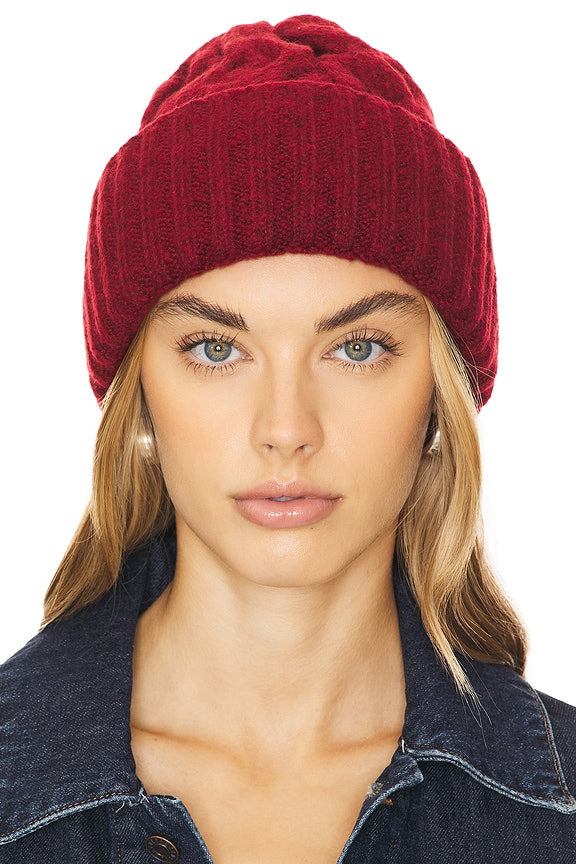 FREE PEOPLE Coast Line Beanie - Wine