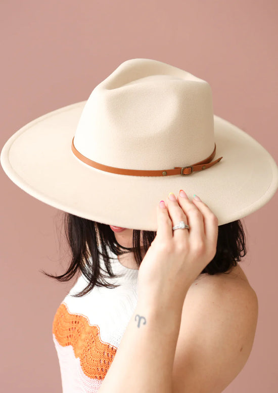 NURTURE SPA Pedro Hat-Tan