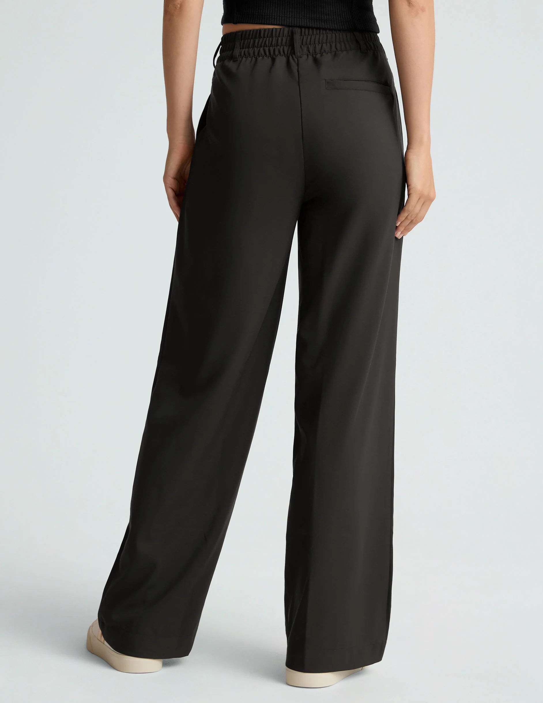 BEYOND YOGA Status Trousers - Black