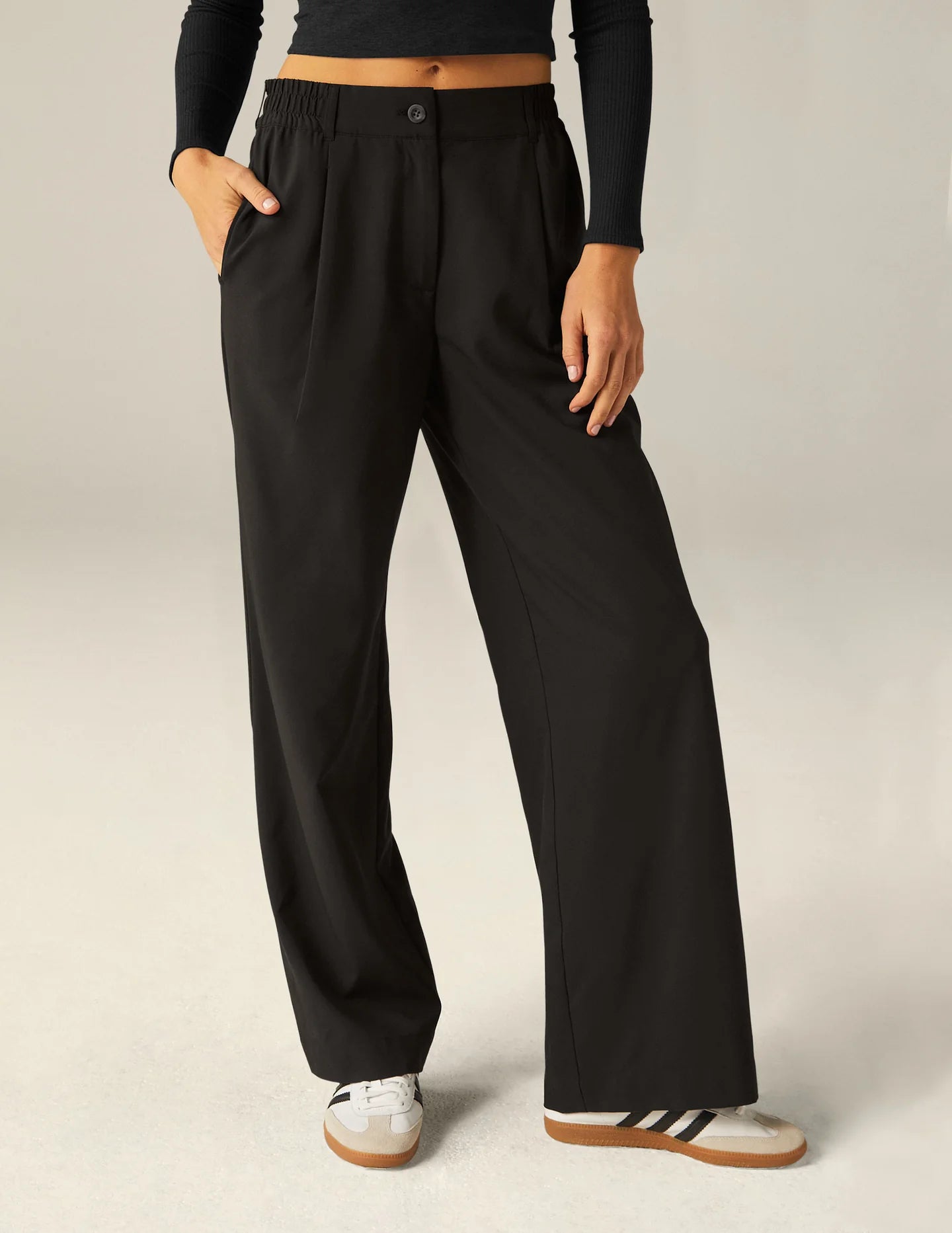 BEYOND YOGA Status Trousers - Black