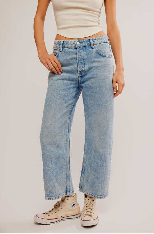 FREE PEOPLE Deep Trance Dropped BF Jean - Sweet Dreams